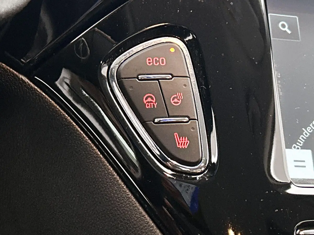 1.0 Turbo 120 Jaar Edition | Camera | Navigatie | Apple Carplay/Android Auto