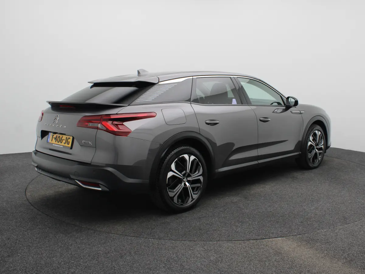 1.6 Plug-in Hybrid 225 Shine | Automaat | Carplay | 360* Camera | Stoel + stuurverwarming | leder | Memory | Elek. stoelen | Elek. klep | HUD |