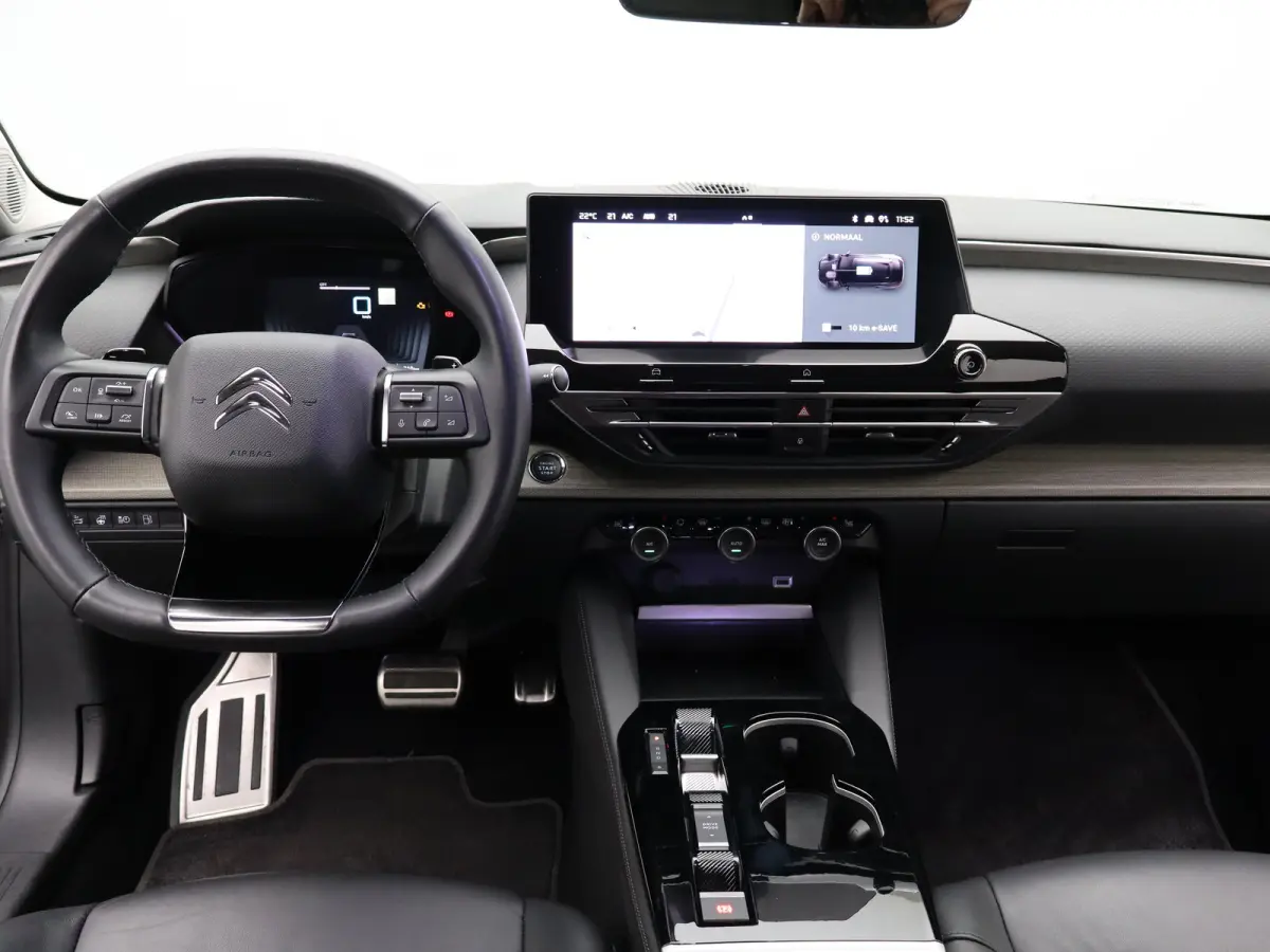 1.6 Plug-in Hybrid 225 Shine | Automaat | Carplay | 360* Camera | Stoel + stuurverwarming | leder | Memory | Elek. stoelen | Elek. klep | HUD |