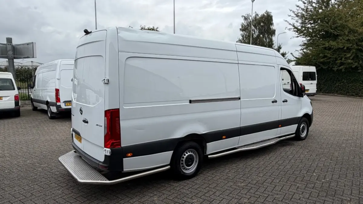 311 CDI 84KW 114PK L3H2 AUTOMAAT EURO 6 AIRCO/ ORIGINEEL AUDIO/ CAMERA/ 100% DEALERONDERHOUDEN