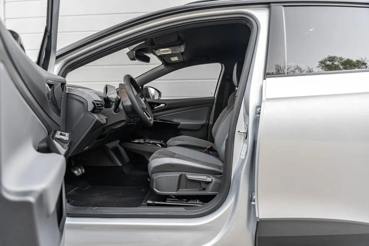 286pk Pro Limited Edition 77 kWh | Trekhaak | Adaptief Onderstel | Autonome Parkeerfunctie
