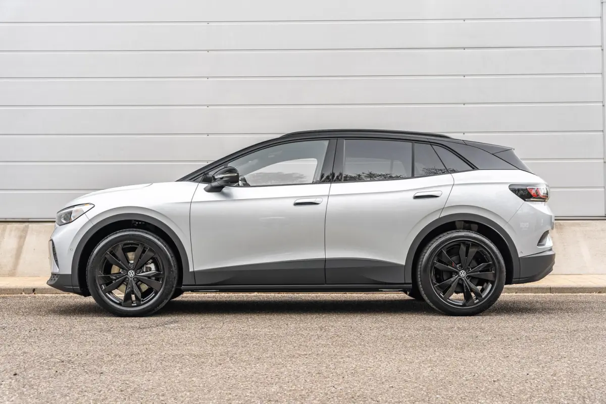 286pk Pro Limited Edition 77 kWh | Trekhaak | Adaptief Onderstel | Autonome Parkeerfunctie