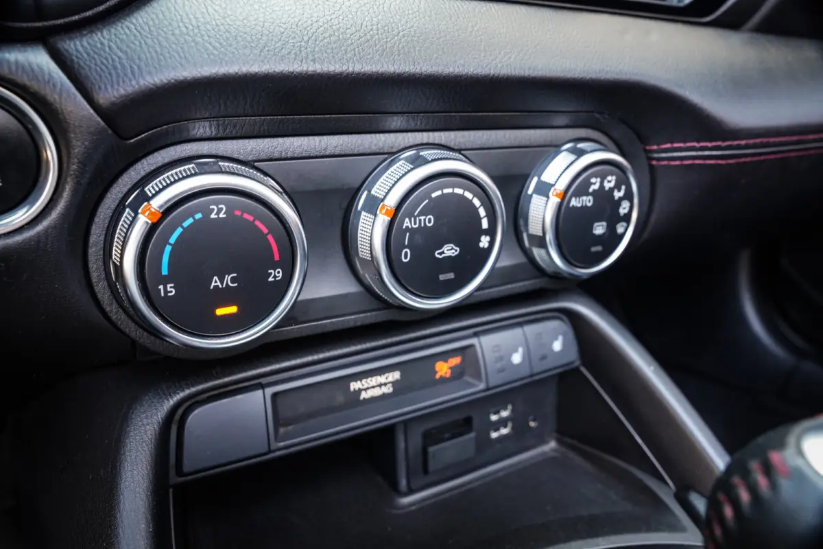 2.0 SkyActiv-G 160 GT-M | BOSE | CRUISE | NAVI | LEDER | STOELVERW. | PDC | SOUL RED | MOOI! |