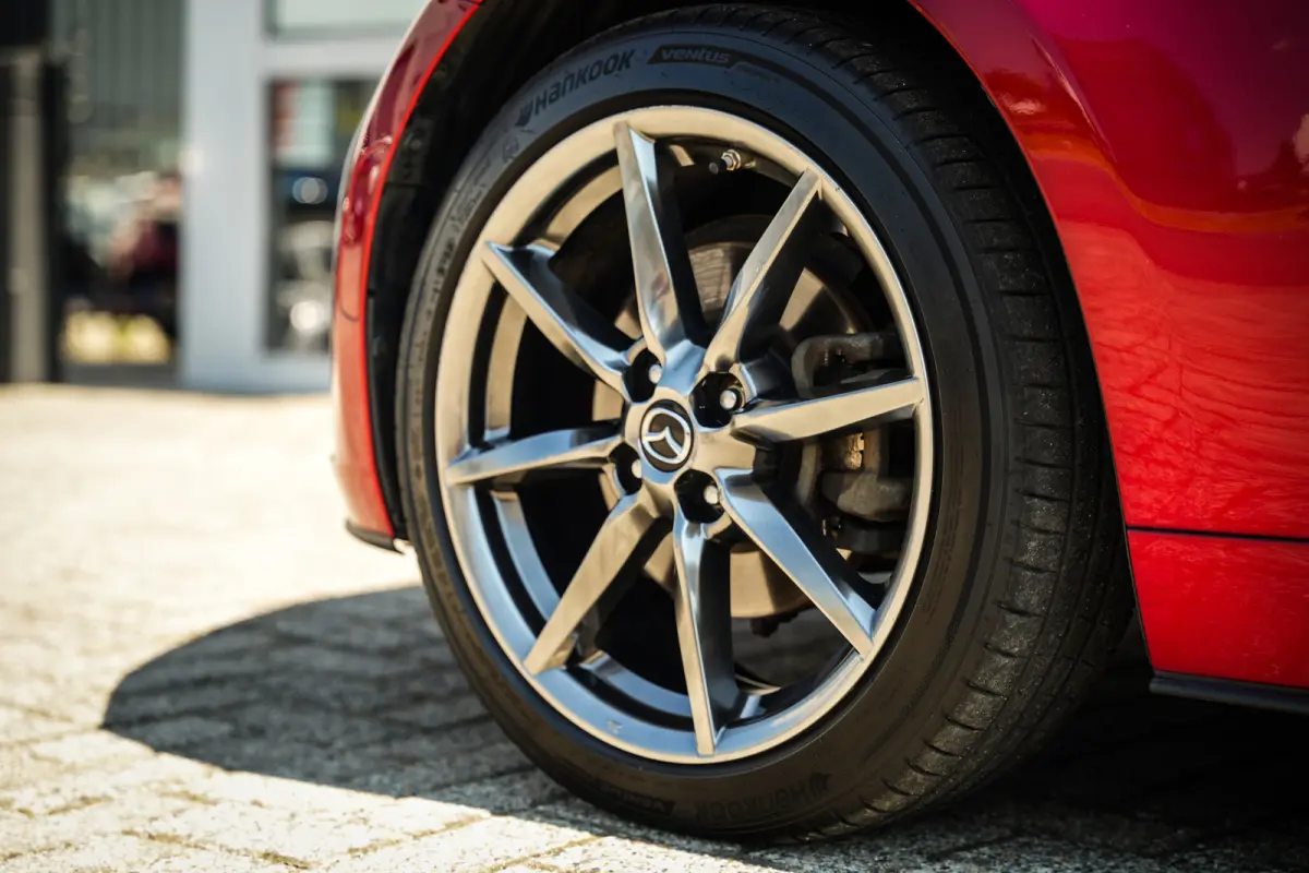 2.0 SkyActiv-G 160 GT-M | BOSE | CRUISE | NAVI | LEDER | STOELVERW. | PDC | SOUL RED | MOOI! |