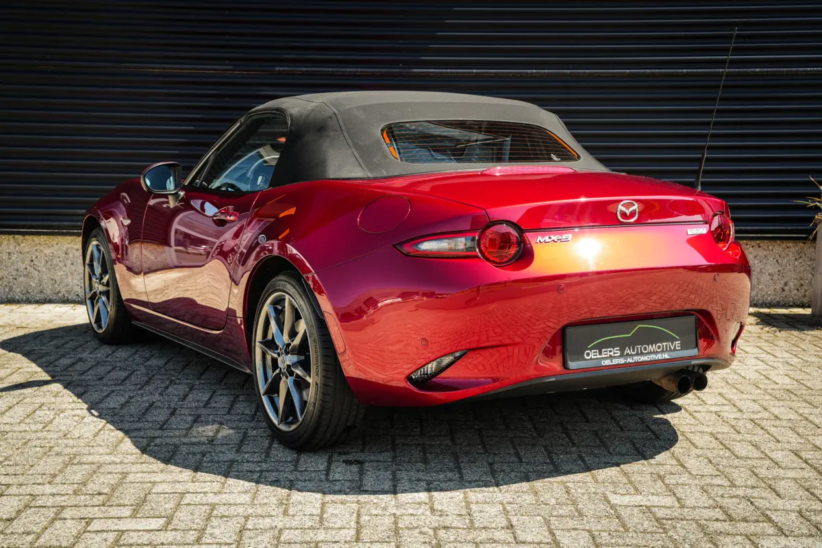 2.0 SkyActiv-G 160 GT-M | BOSE | CRUISE | NAVI | LEDER | STOELVERW. | PDC | SOUL RED | MOOI! |