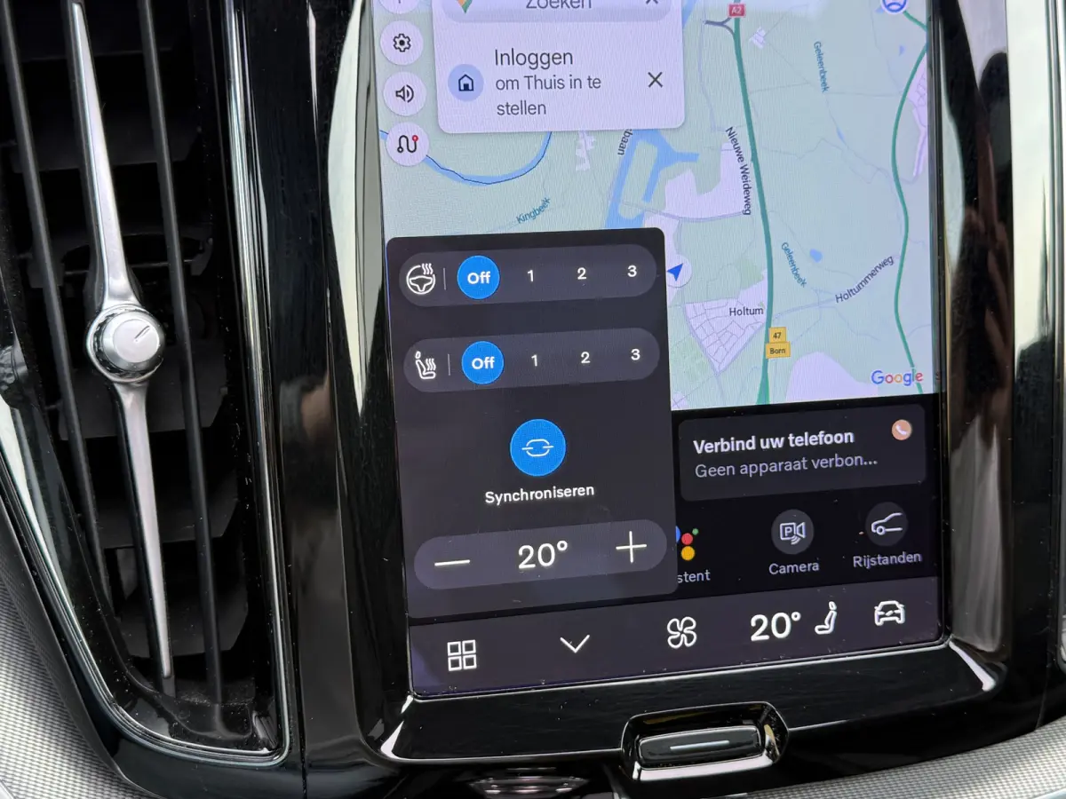 2.0 T6 Plug-in hybrid AWD Plus Dark | Trekhaak | Pano | Pilost Assist | Memory