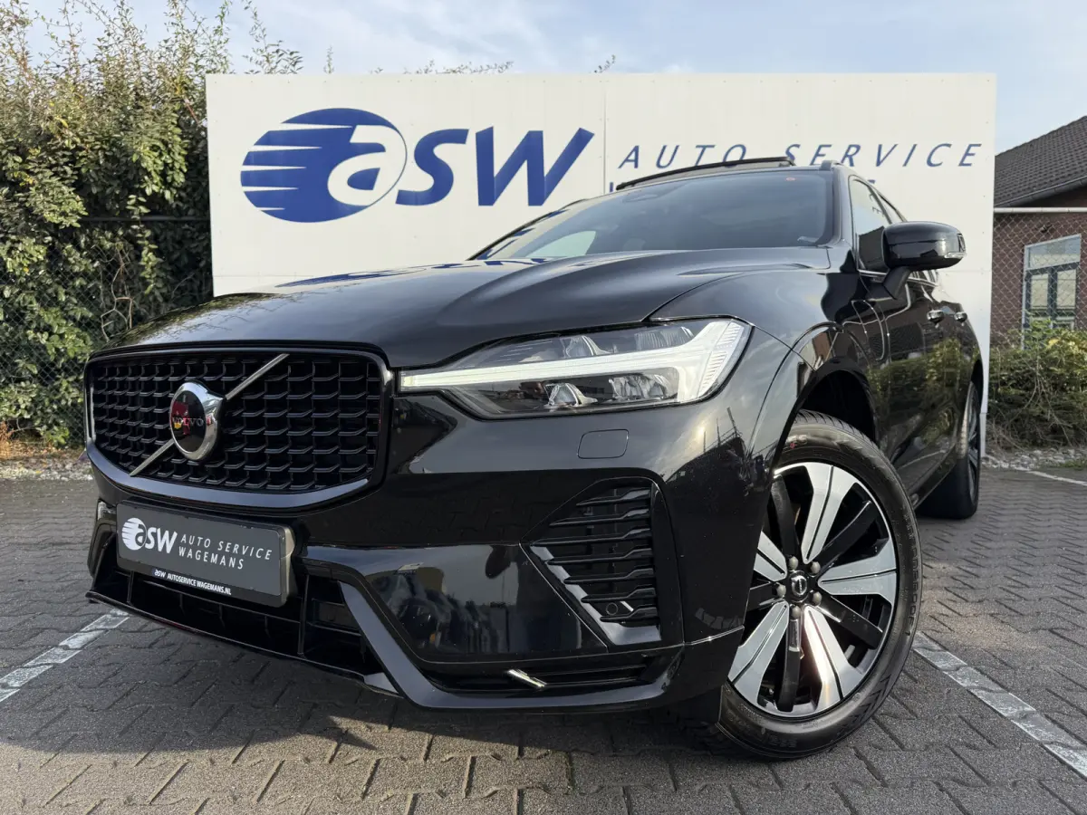 2.0 T6 Plug-in hybrid AWD Plus Dark | Trekhaak | Pano | Pilost Assist | Memory