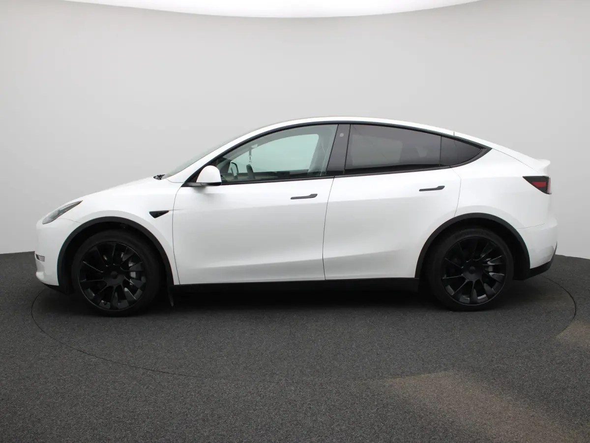 Long Range AWD 75 kWh VERWACHT !!! | AFNEEMBARE TREKHAAK | PANORAMADAK | ELEKTRISCHE KOFFERKELP | LEDEREN BEKLEDING | STOELVERWARMING | STUURWIELVERWARMING | PARKEERSENSOREN VOOR + ACHTER | 