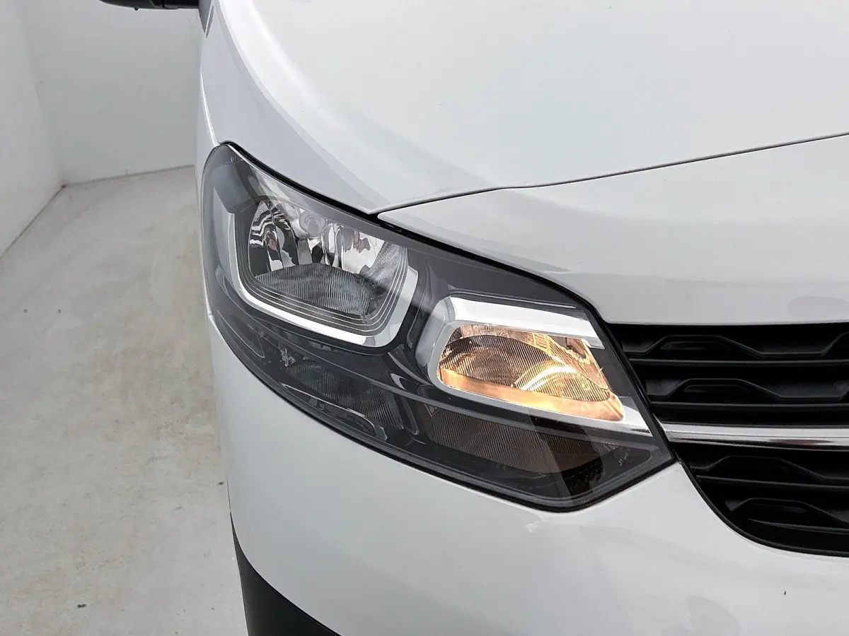 2.0 CDTI L3H1 145PK Dubbele Cabine Edition Airco Navigatie Trekhaak Carplay
