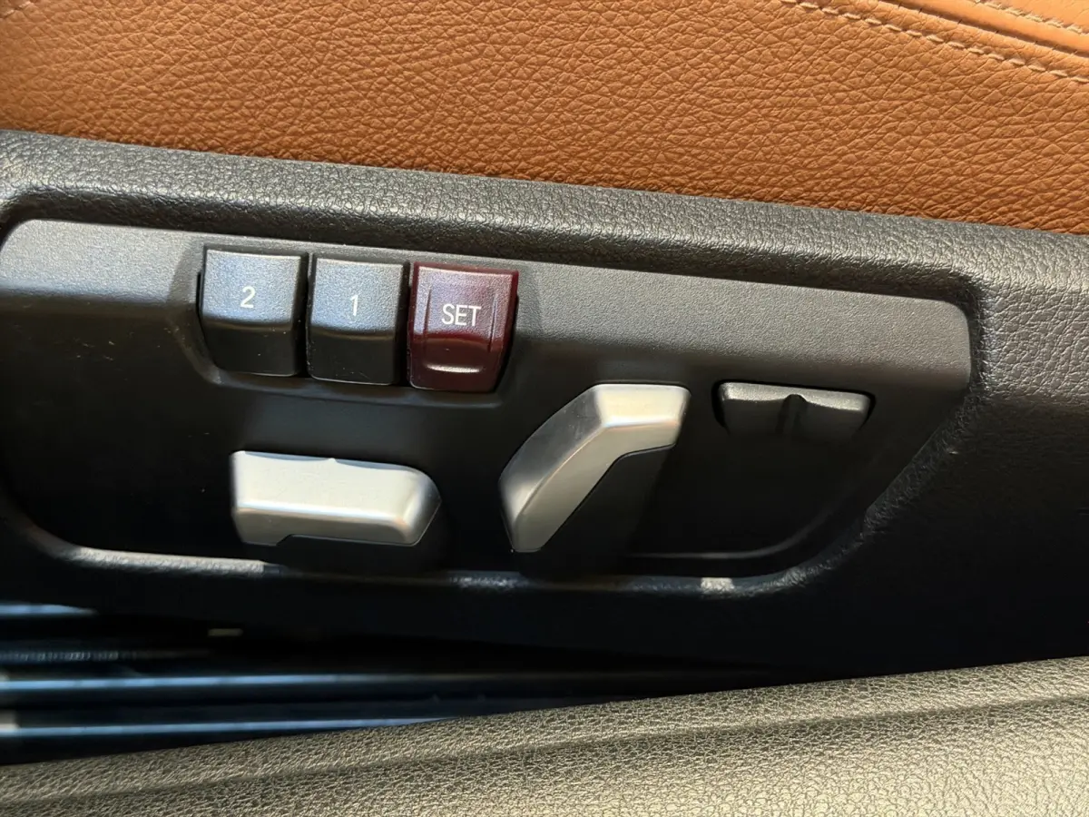 420i Centennial High Executive|M-Sport|Stoel/Nekverwarming|Cognac