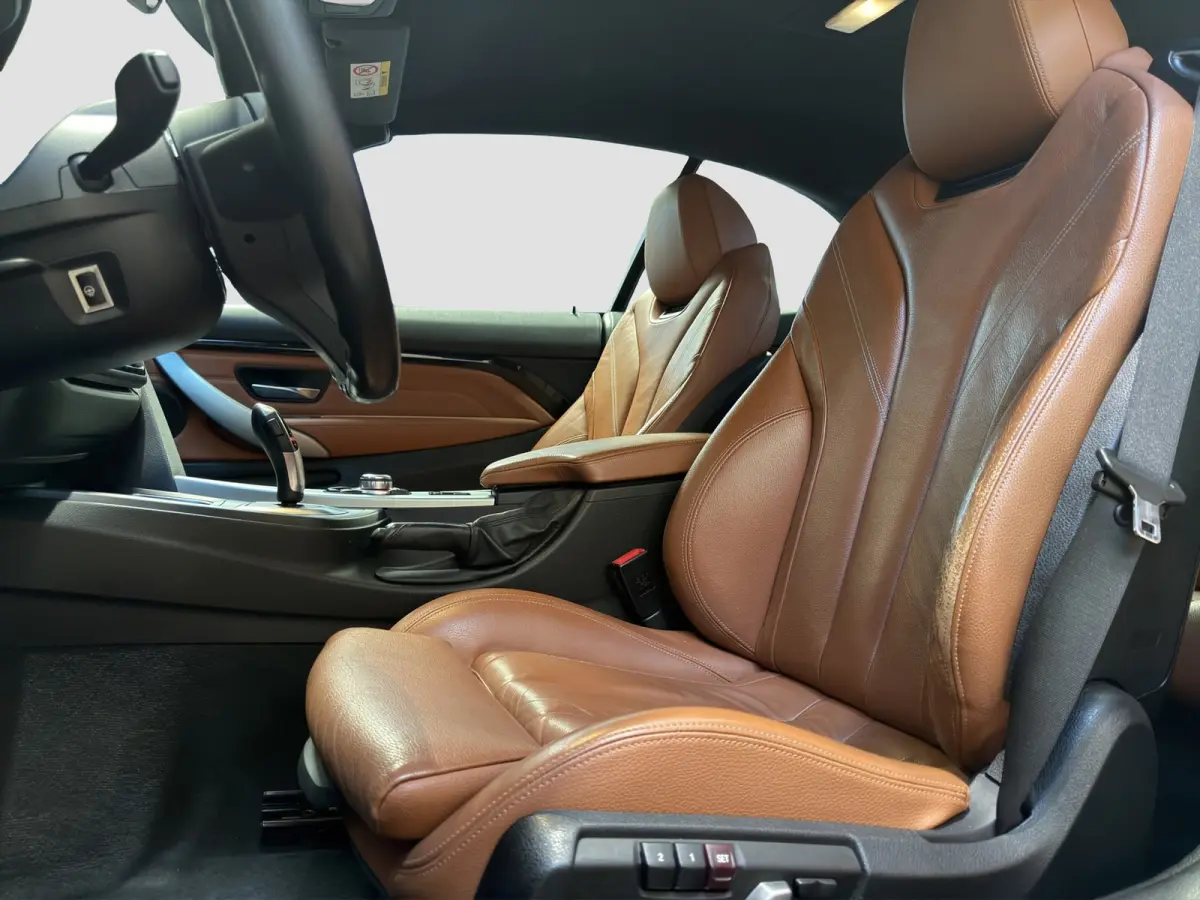 420i Centennial High Executive|M-Sport|Stoel/Nekverwarming|Cognac