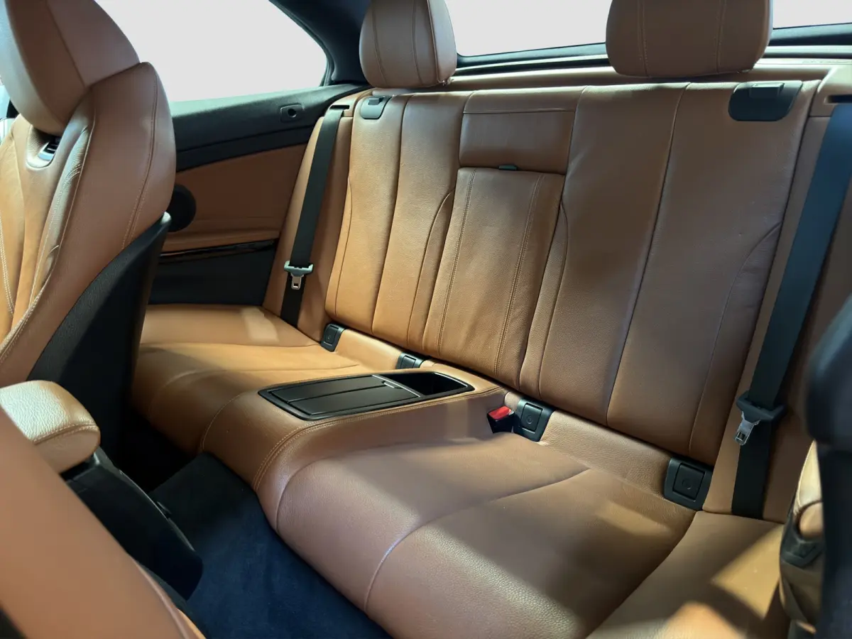 420i Centennial High Executive|M-Sport|Stoel/Nekverwarming|Cognac