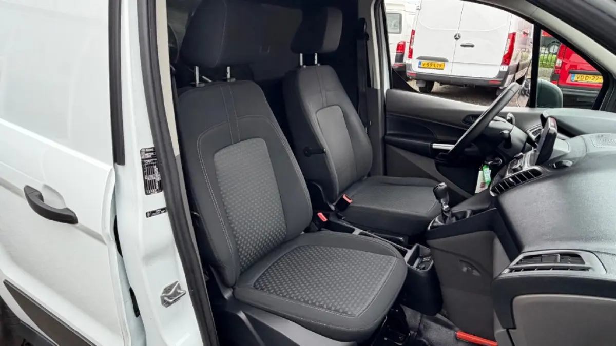 1.5 TDCI 55KW 75PK EURO 6 NAVIGATIE/ CAMERA/ AIRCO/ 100% DEALERONDERHOUDEN