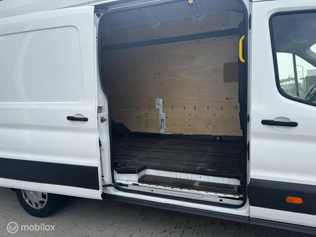 350 2.0 TDCI L3H2 DC Ambiente 2017