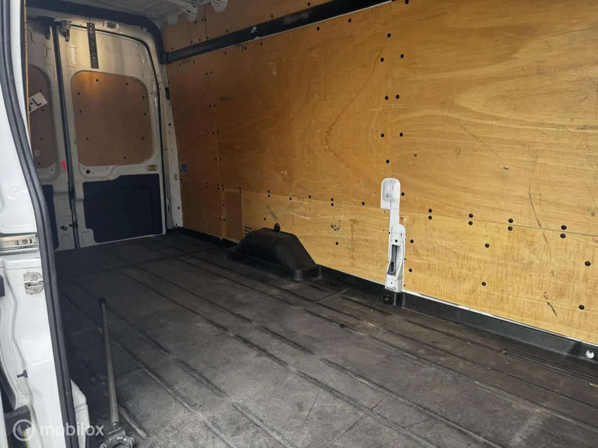 350 2.0 TDCI L3H2 DC Ambiente 2017