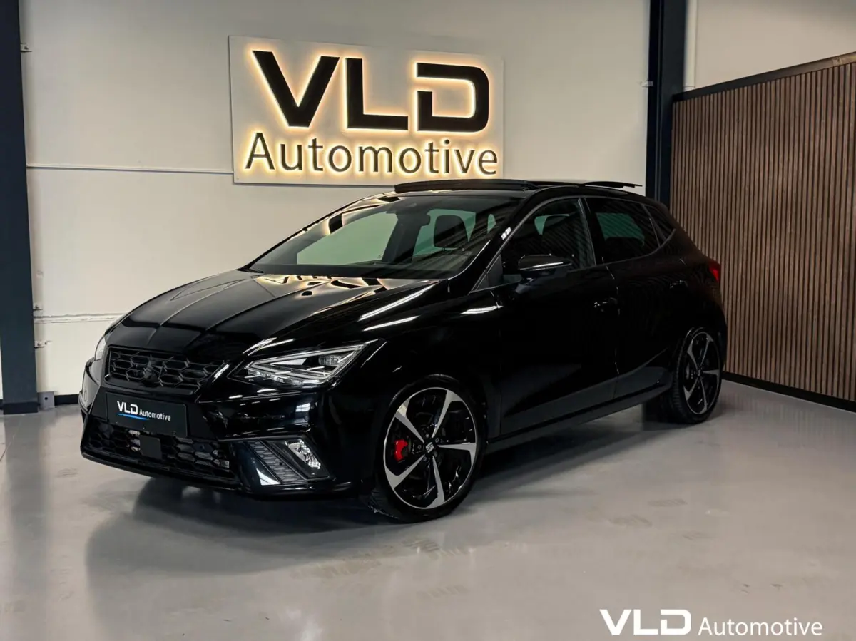 1.0 TSI FR LED PANO BEATS CAM CARPLAY ALCANTARA