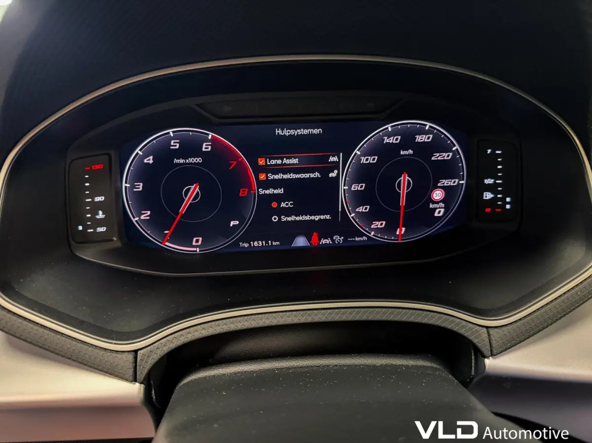 1.0 TSI FR LED PANO BEATS CAM CARPLAY ALCANTARA