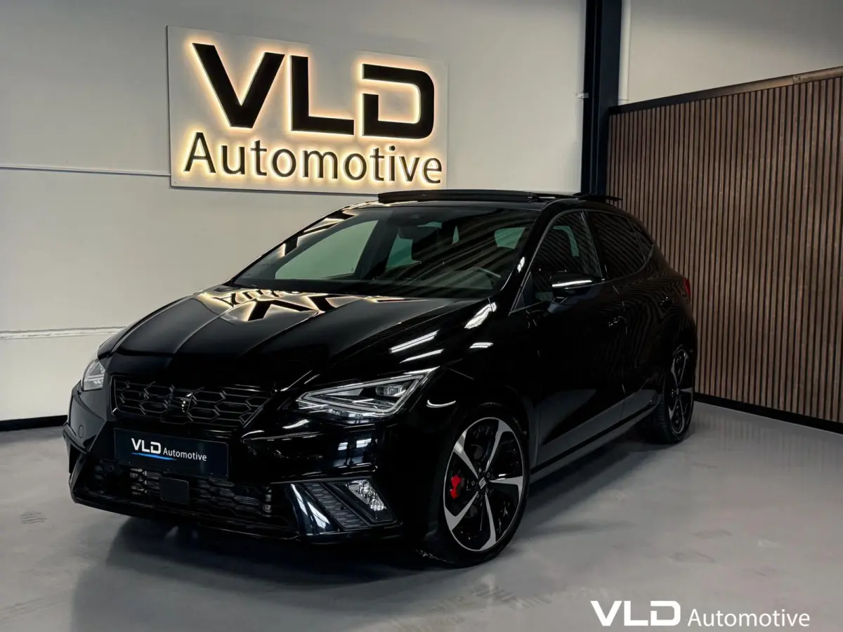 1.0 TSI FR LED PANO BEATS CAM CARPLAY ALCANTARA