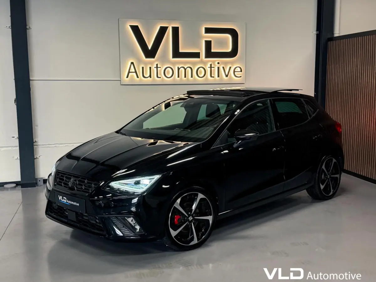 1.0 TSI FR LED PANO BEATS CAM CARPLAY ALCANTARA