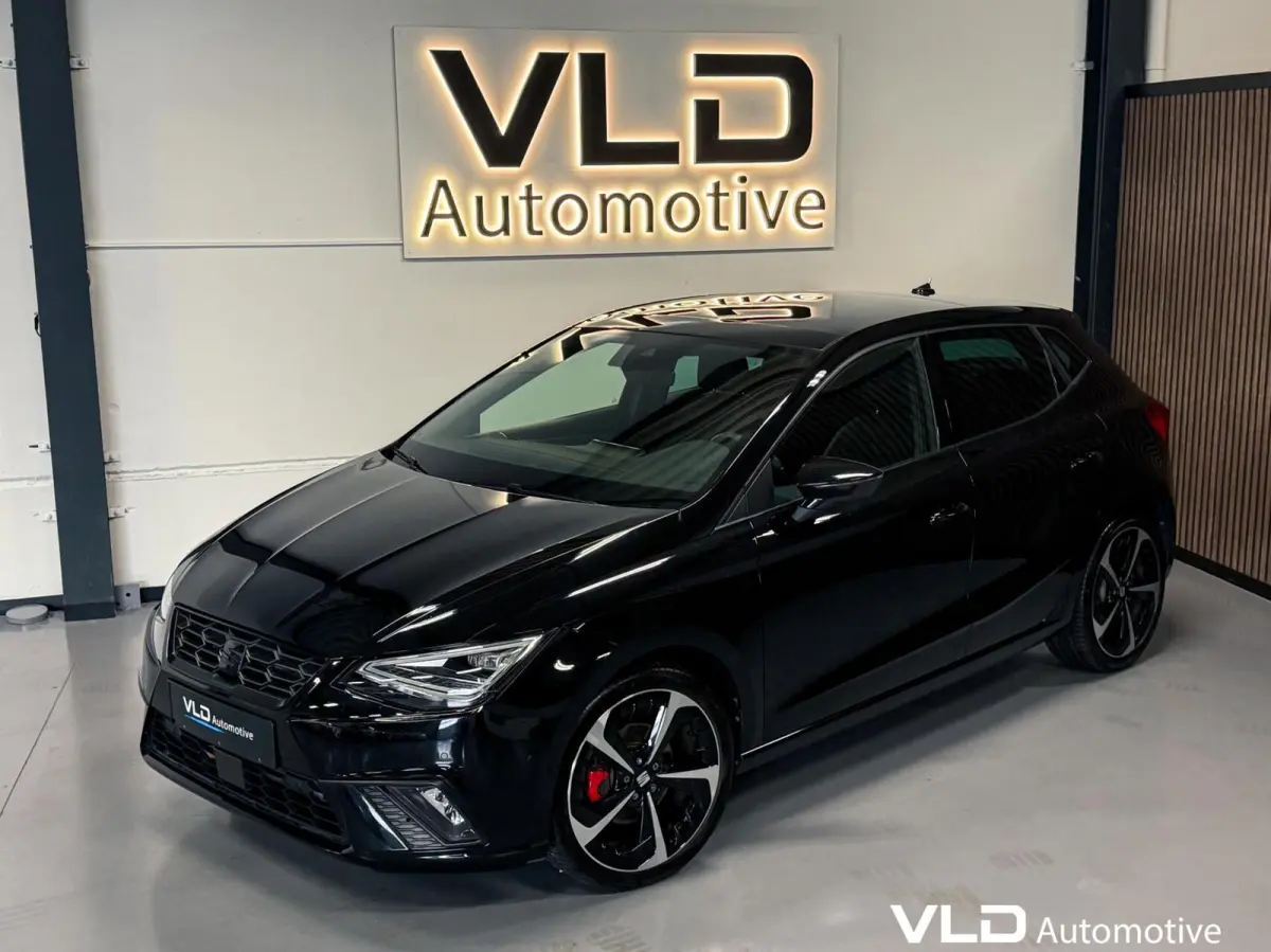 1.0 TSI FR LED PANO BEATS CAM CARPLAY ALCANTARA