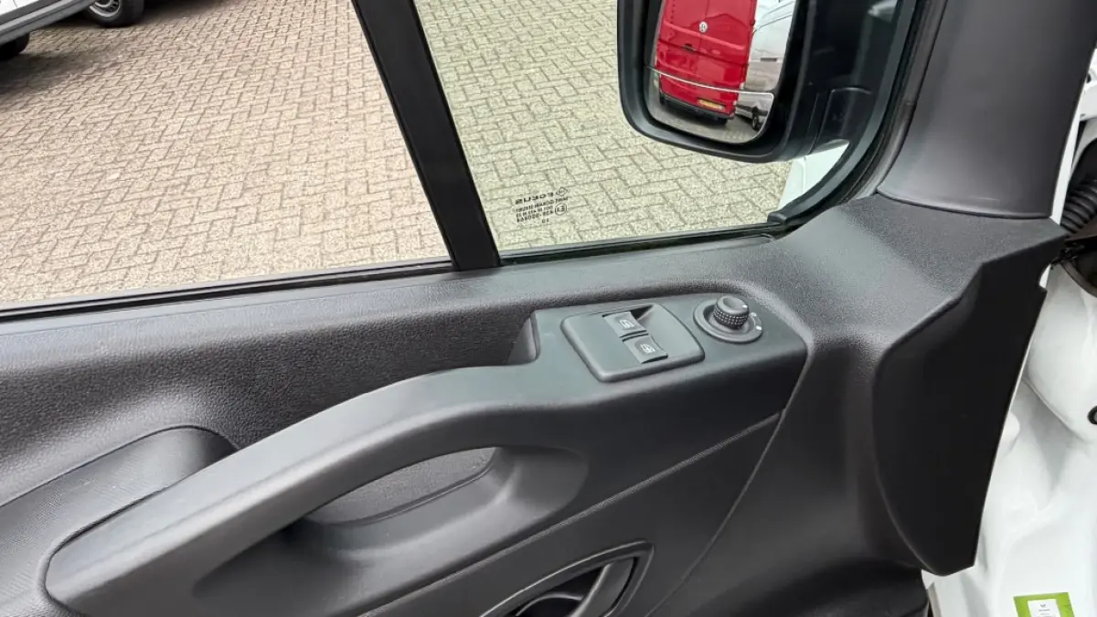 2.0 DCI 88KW 120PK EURO 6 NAVIGATIE/ AIRCO/ CRUISE CONTROL/ 100% DEALERONDERHOUDEN