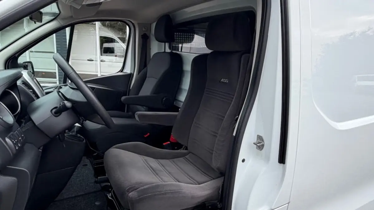 2.0 DCI 88KW 120PK EURO 6 NAVIGATIE/ AIRCO/ CRUISE CONTROL/ 100% DEALERONDERHOUDEN
