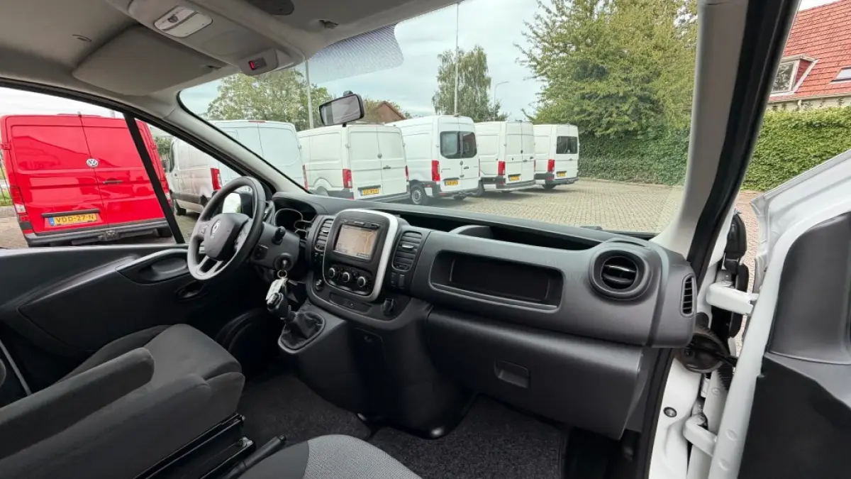 2.0 DCI 88KW 120PK EURO 6 NAVIGATIE/ AIRCO/ CRUISE CONTROL/ 100% DEALERONDERHOUDEN