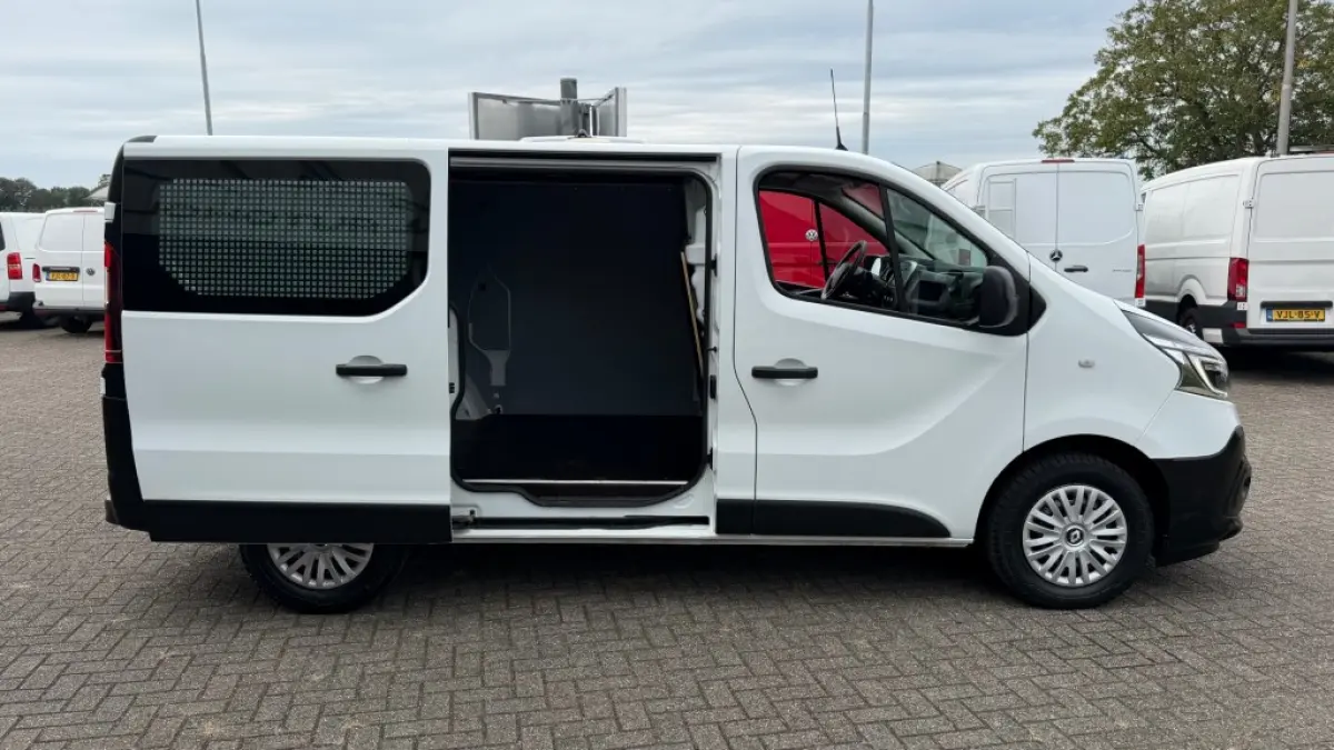 2.0 DCI 88KW 120PK EURO 6 NAVIGATIE/ AIRCO/ CRUISE CONTROL/ 100% DEALERONDERHOUDEN