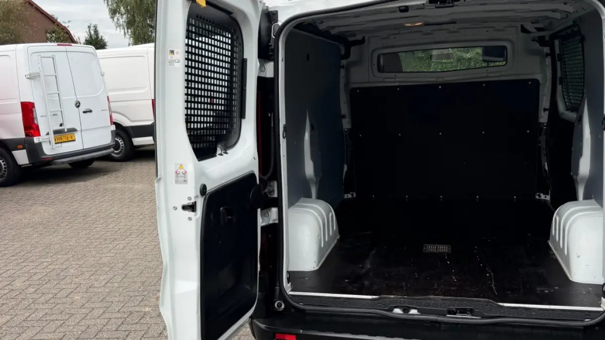 2.0 DCI 88KW 120PK EURO 6 NAVIGATIE/ AIRCO/ CRUISE CONTROL/ 100% DEALERONDERHOUDEN