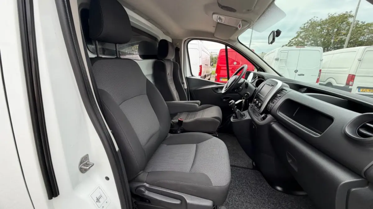 2.0 DCI 88KW 120PK EURO 6 NAVIGATIE/ AIRCO/ CRUISE CONTROL/ 100% DEALERONDERHOUDEN