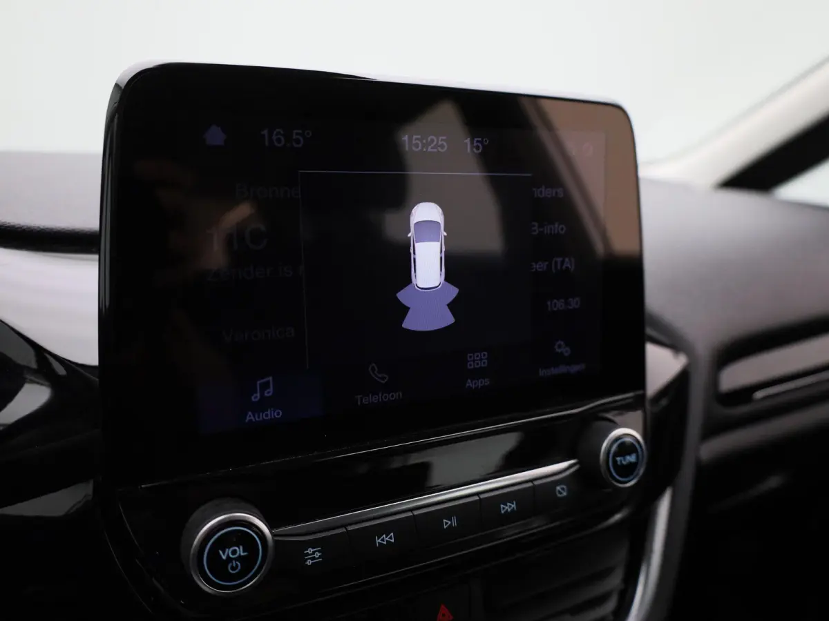 1.0 EcoBoost Hybrid Titanium | Cruise Control | Parkeersensoren Achter | Apple Carplay/Android Auto | Airco |