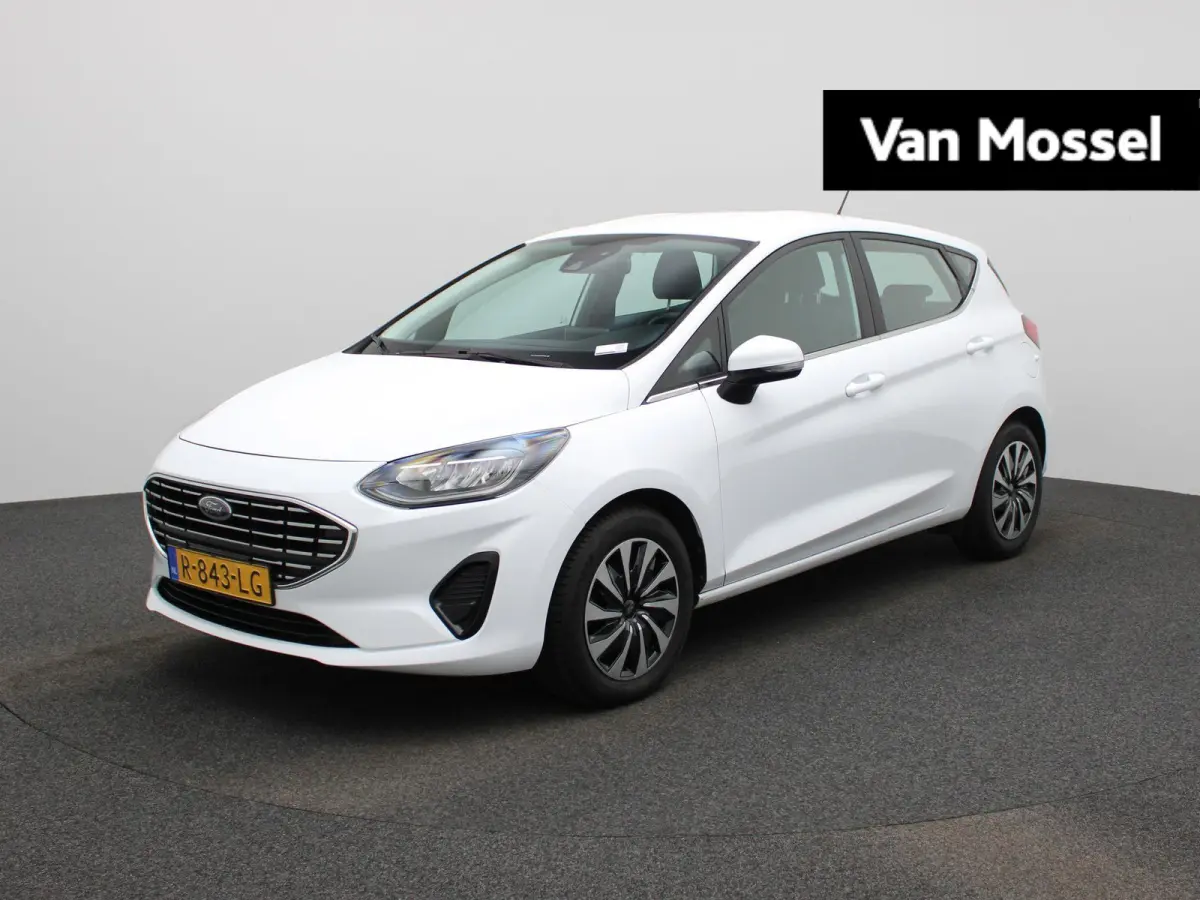 1.0 EcoBoost Hybrid Titanium | Cruise Control | Parkeersensoren Achter | Apple Carplay/Android Auto | Airco |
