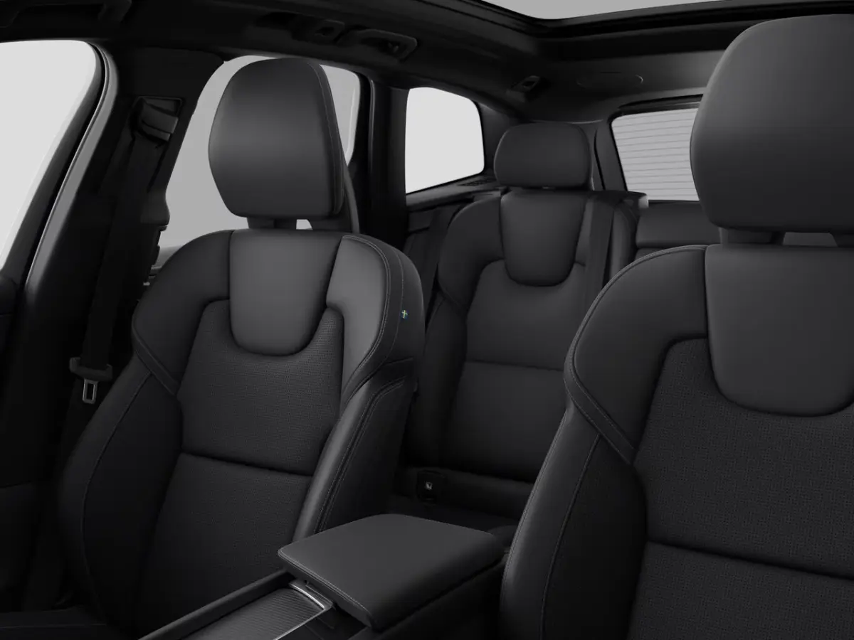 2.0 T8 Plug-in hybrid AWD Ultra Dark Exec. Ed. | Achterbank verwarmd | Bowers & Wilkins audiosysteem | Charcoal hemelbekleding