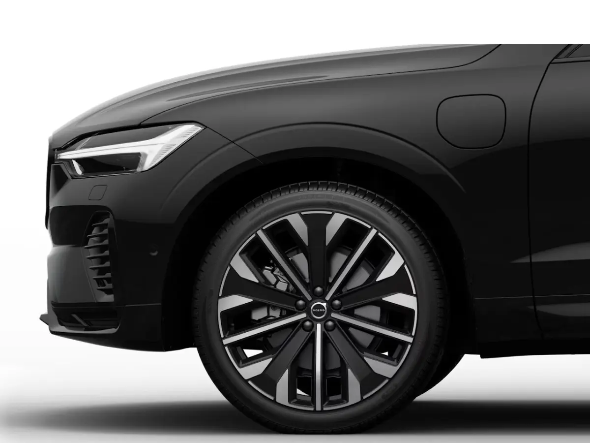 2.0 T8 Plug-in hybrid AWD Ultra Dark Exec. Ed. | Achterbank verwarmd | Bowers & Wilkins audiosysteem | Charcoal hemelbekleding