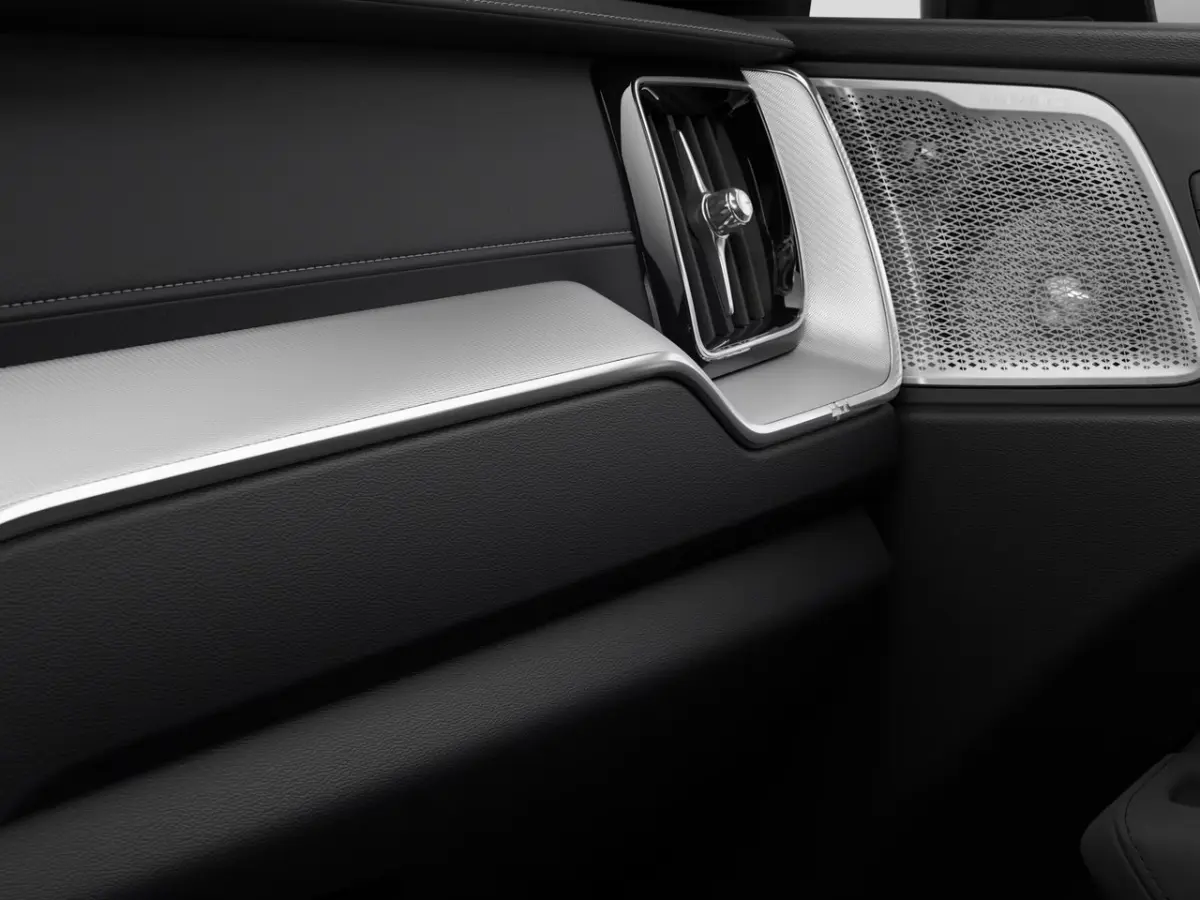 2.0 T8 Plug-in hybrid AWD Ultra Dark Exec. Ed. | Achterbank verwarmd | Bowers & Wilkins audiosysteem | Charcoal hemelbekleding