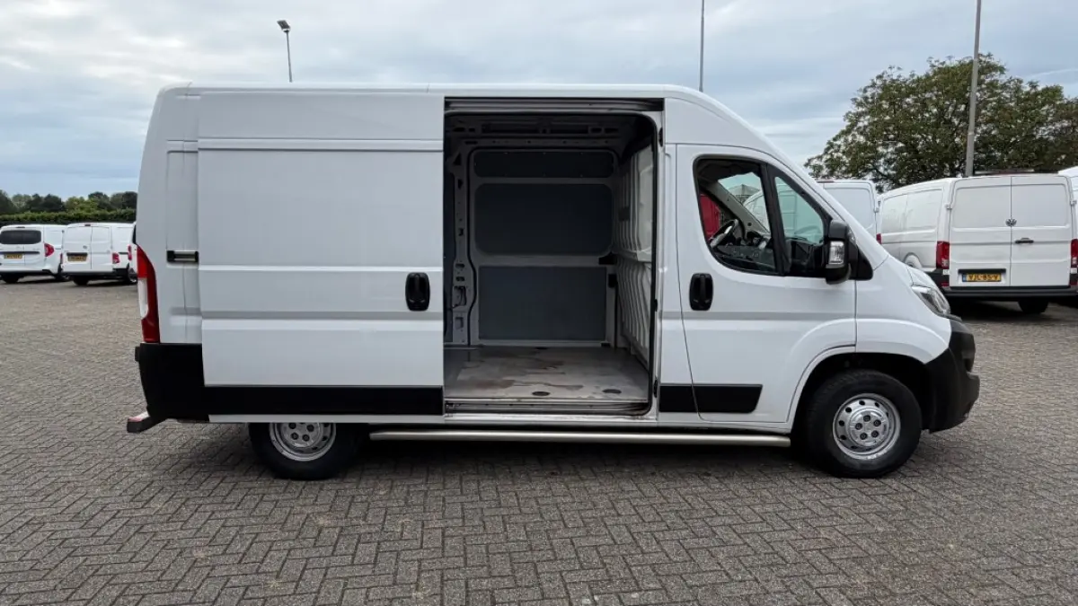2.2D 103KW 140PK L2H2 EURO 6 APPLE CARPLAY/ CAMERA/ AIRCO/ CRUISE CONTROL/ 100% DEALERONDERHOUDEN