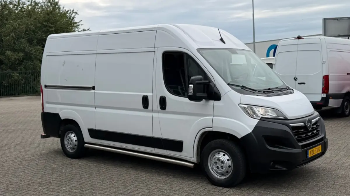 2.2D 103KW 140PK L2H2 EURO 6 APPLE CARPLAY/ CAMERA/ AIRCO/ CRUISE CONTROL/ 100% DEALERONDERHOUDEN