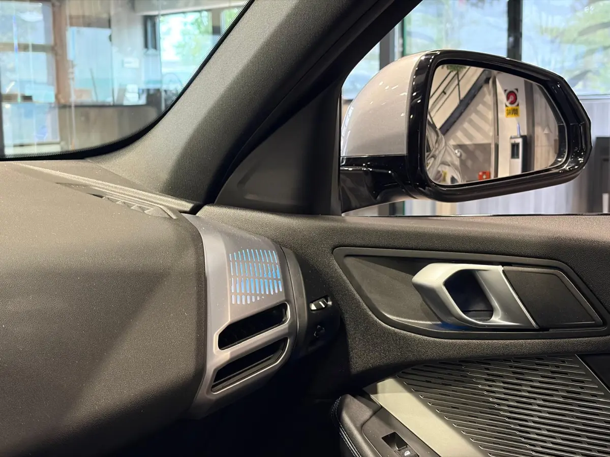 120 M Sport Design Edition Panoramadak | Stoelverwarming | Camera | Carplay