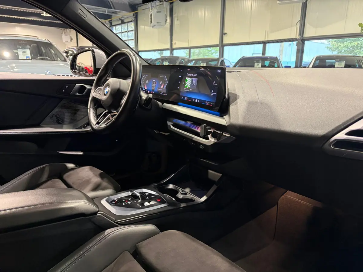 120 M Sport Design Edition Panoramadak | Stoelverwarming | Camera | Carplay