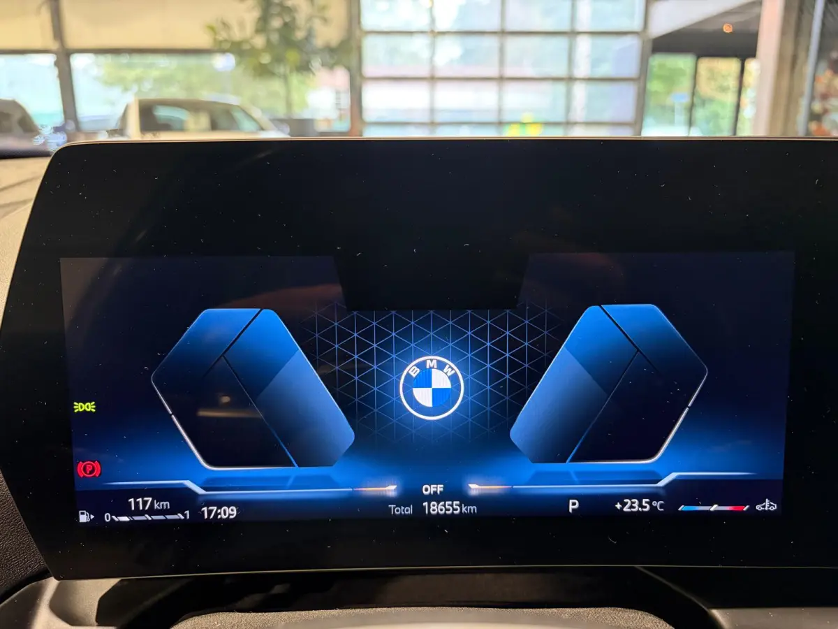 120 M Sport Design Edition Panoramadak | Stoelverwarming | Camera | Carplay