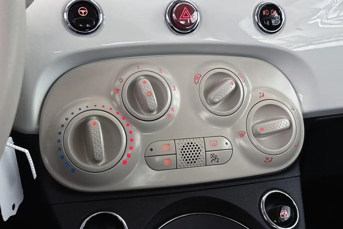 1.2 Lounge Automaat Apple CarPlay Cruise Control