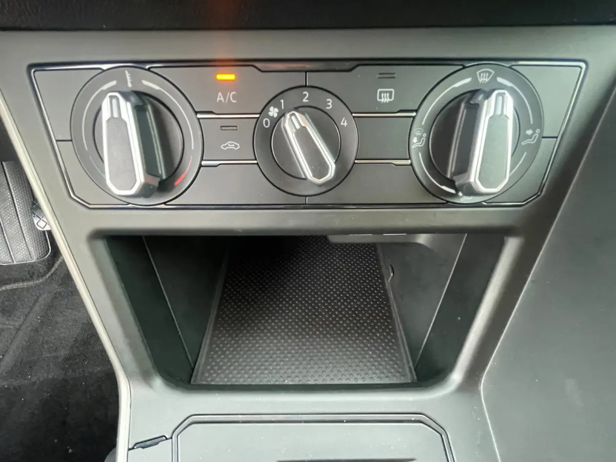 1.0 TSI Comfortline | NL-auto | camera | navigatie | lmv