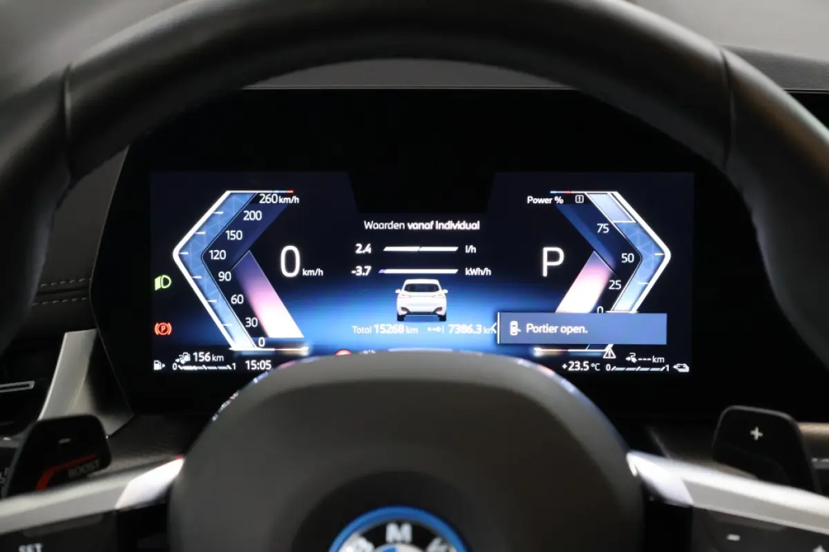 225e xDrive | M-Sport | Pano | HUD