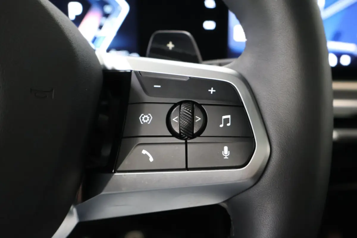 225e xDrive | M-Sport | Pano | HUD