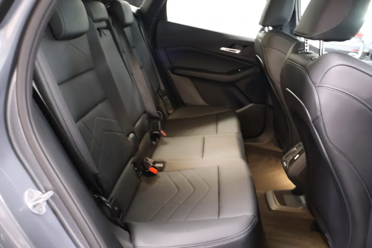 225e xDrive | M-Sport | Pano | HUD