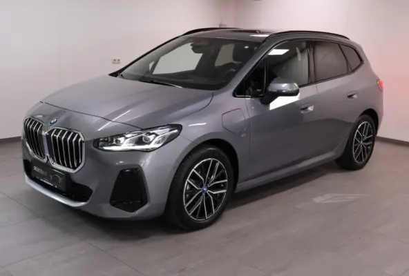225e xDrive | M-Sport | Pano | HUD