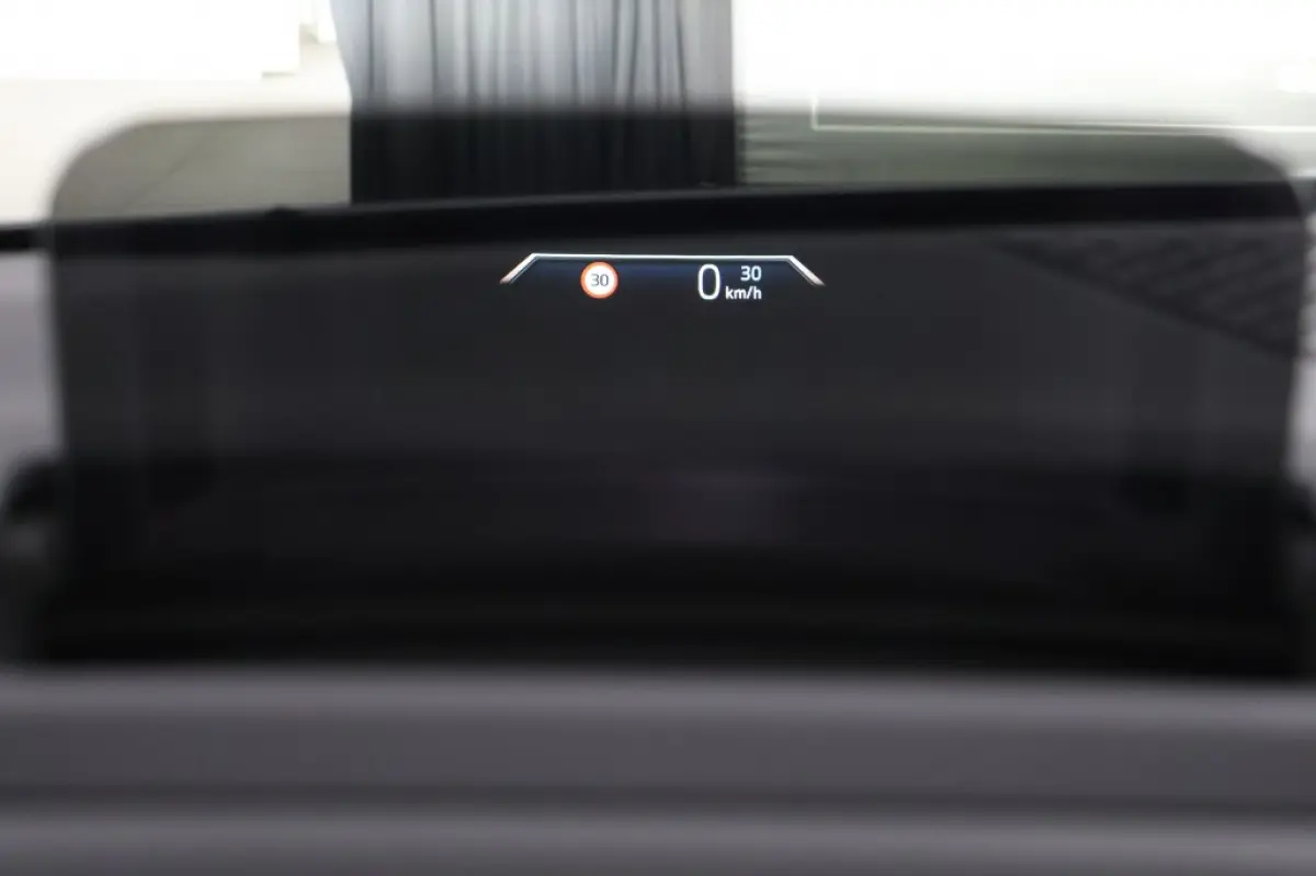 225e xDrive | M-Sport | Pano | HUD