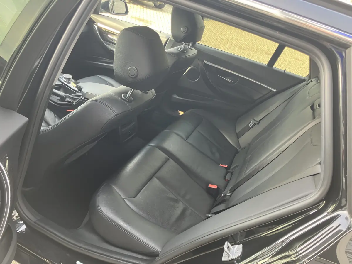Corporate Lease High Executive | 2017 | Automaat | 123.000 KM NAP | Luxury Line