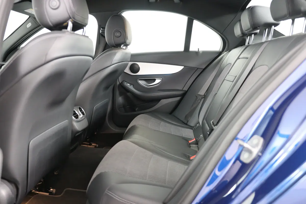 180 Sport Edition | AFN TREKHAAK | CAMERA | AMG STYLING | ELEKTS STOELEN | STOELVERWARMING | NAVI