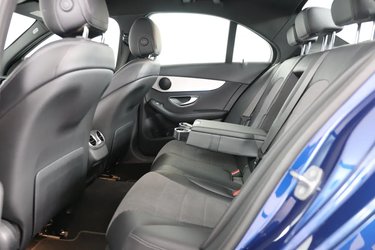 180 Sport Edition | AFN TREKHAAK | CAMERA | AMG STYLING | ELEKTS STOELEN | STOELVERWARMING | NAVI